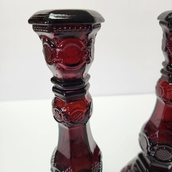 Vintage Avon Cape Cod Collection Set of 2 Candlesticks - Picture 3 of 6